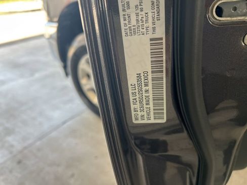 Used 2025 RAM 2500 Big Horn image 44