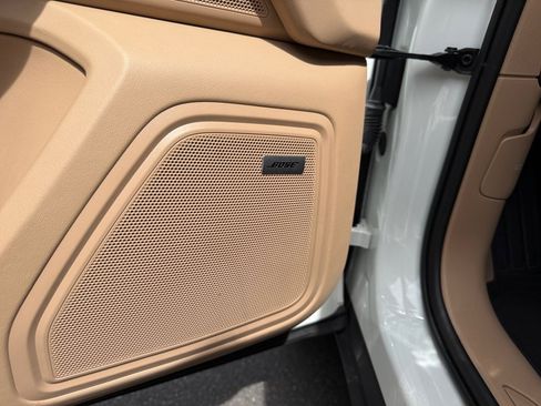 Certified 2023 Porsche Macan image 22