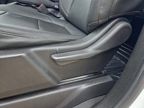 Used 2022 Chevrolet Silverado 2500 W/T w/ WT Convenience Package image 12