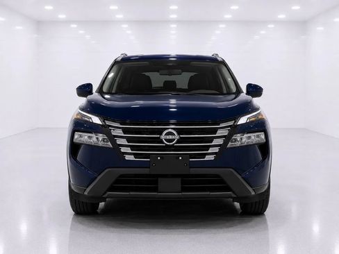 Used 2026 Nissan Rogue SV w/ Cold Weather Package AWD/4WD image 8