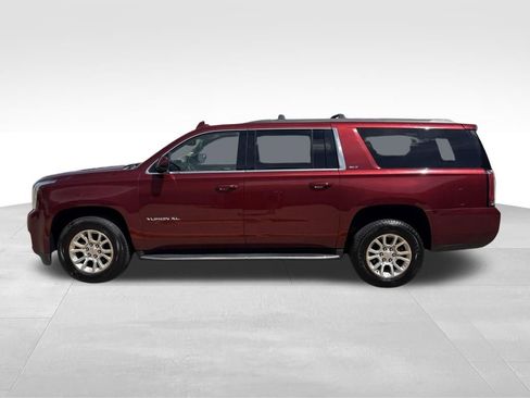 Used 2019 GMC Yukon XL SLT w/ Open Road Package AWD/4WD image 12