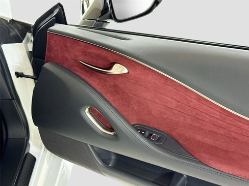Used 2018 Lexus LC 500 Coupe RWD image 33