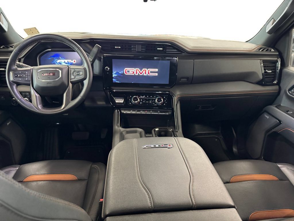 Used 2024 GMC Sierra 2500 AT4 w/ Technology Package AWD/4WD image 12