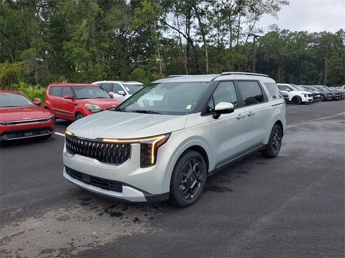 New 2026 Kia Carnival EX image 4