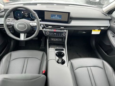 New 2026 Hyundai Sonata Limited image 14