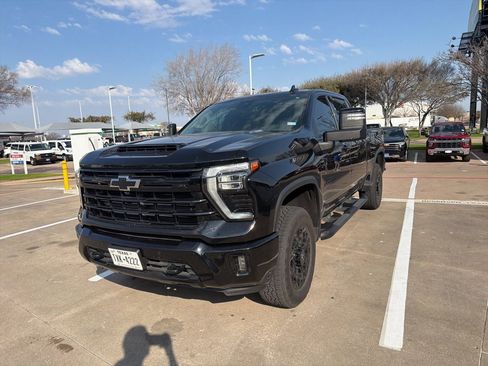 Certified 2024 Chevrolet Silverado 2500 LTZ w/ LTZ Plus Package image 22
