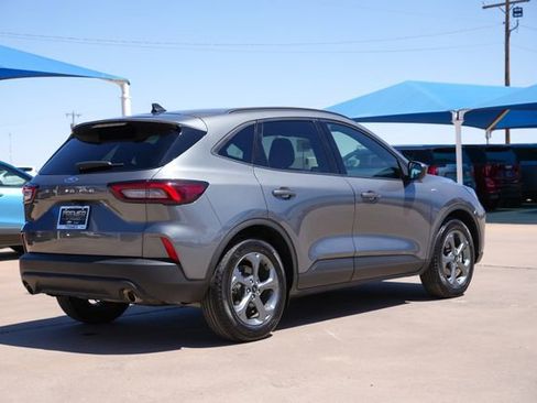 Used 2025 Ford Escape ST-Line FWD image 4
