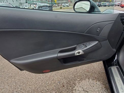 Used 2008 Chevrolet Corvette Coupe w/ Z51 Performance Package image 13