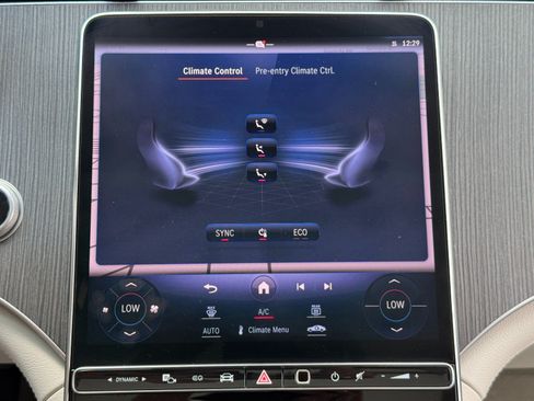 Used 2023 Mercedes-Benz EQE 500 4MATIC SUV w/ Exclusive Trim Package image 26