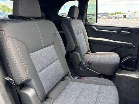 New 2026 GMC Acadia Elevation AWD/4WD image 37