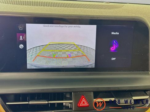 Used 2024 Kia Seltos SX w/ SX Sunroof Package image 14