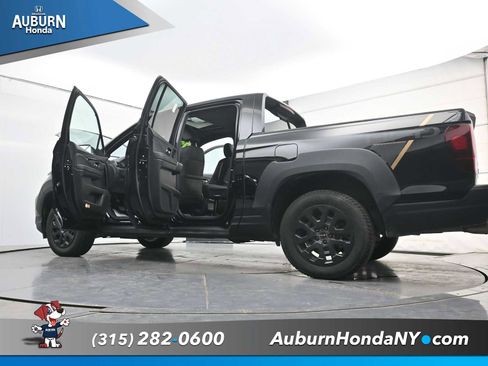 Used 2023 Honda Ridgeline Black Edition image 33