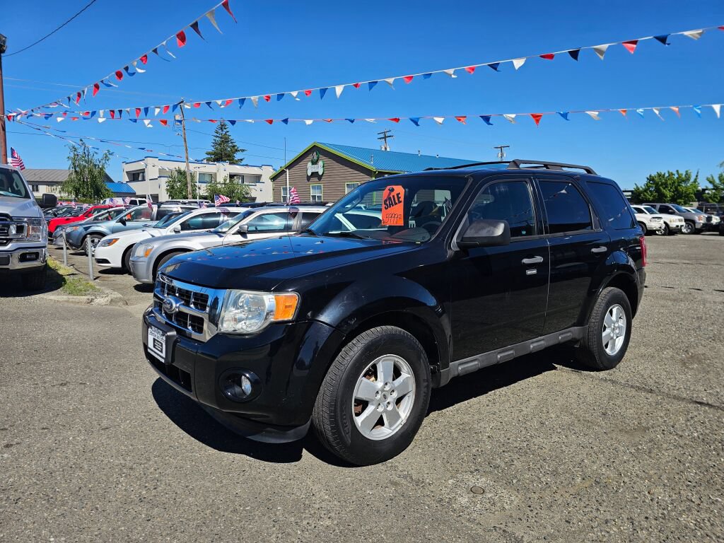 Used 2010 Ford Escape XLT AWD/4WD image 3