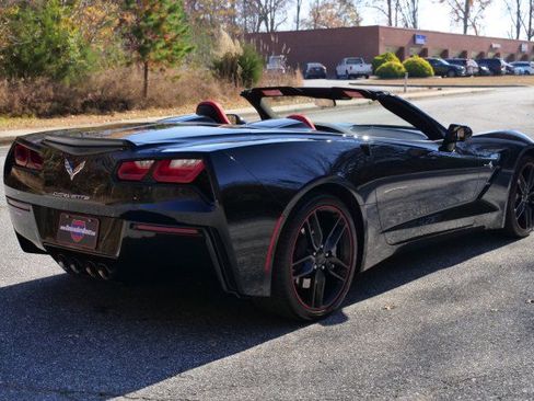 Used 2019 Chevrolet Corvette Stingray Convertible w/ 1LT image 17