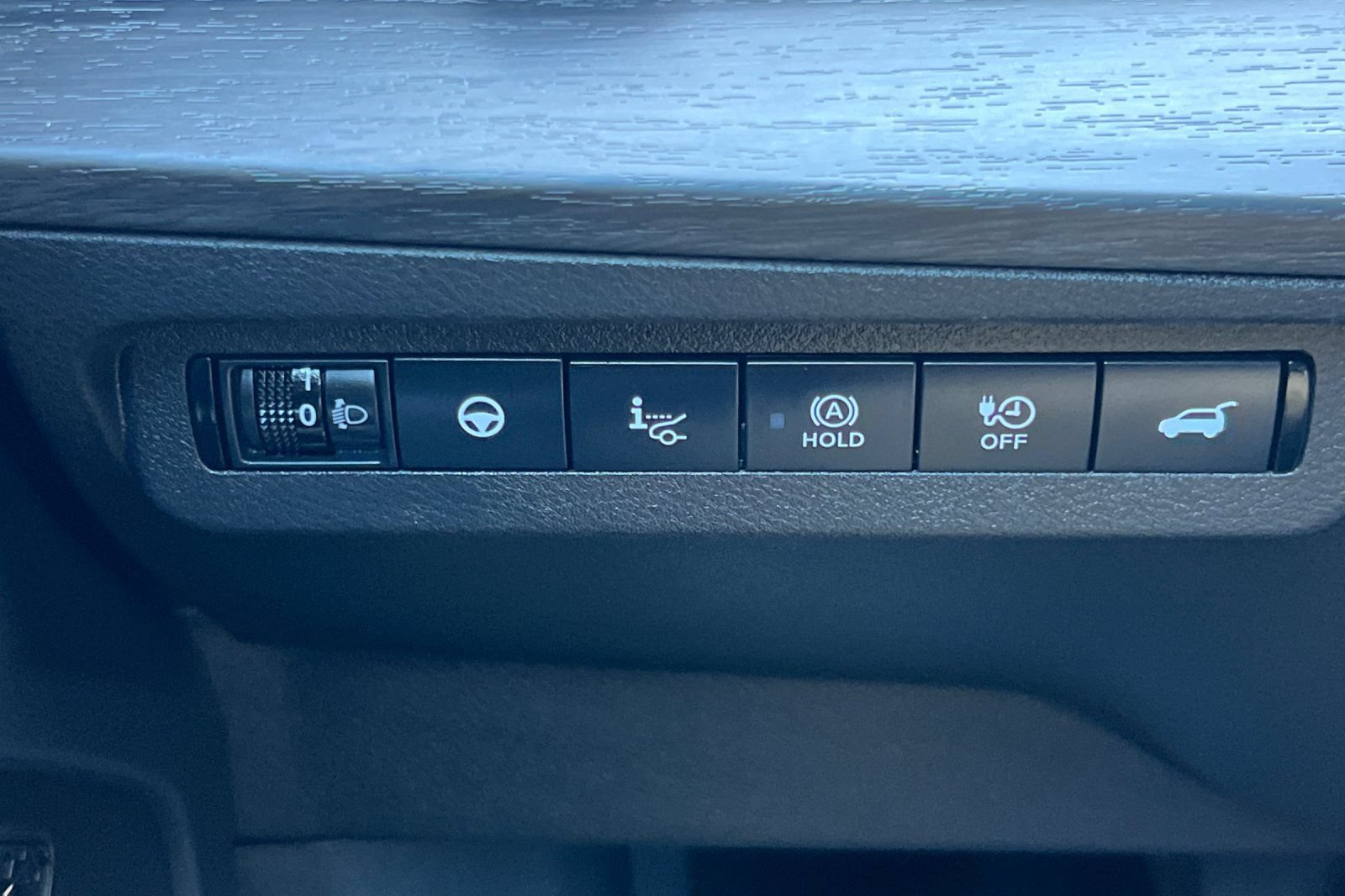Certified 2024 Nissan Ariya FWD image 32
