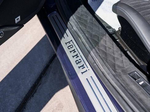 Used 2018 Ferrari 488 GTB Base image 36