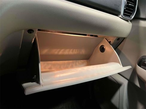 Used 2022 Kia Sportage Nightfall Edition w/ Nighfall AWD Premium Package image 37