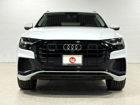 Used 2019 Audi Q8 Prestige image 3
