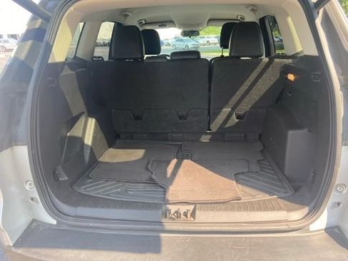 Used 2018 Ford Escape SEL FWD image 12