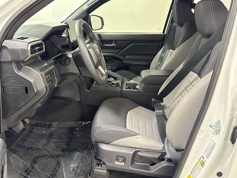 Used 2024 Toyota Tacoma TRD Off-Road image 13