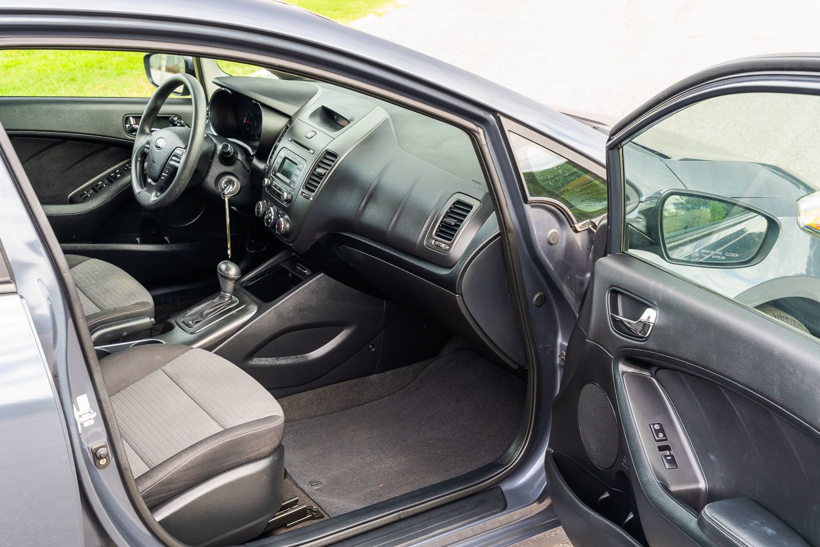 Used 2015 Kia Forte LX w/ Popular Package FWD image 11