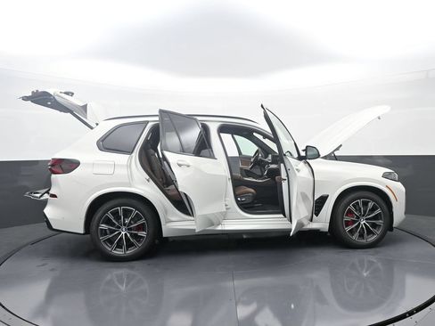 New 2026 BMW X5 xDrive50e w/ M Sport Package AWD/4WD image 45