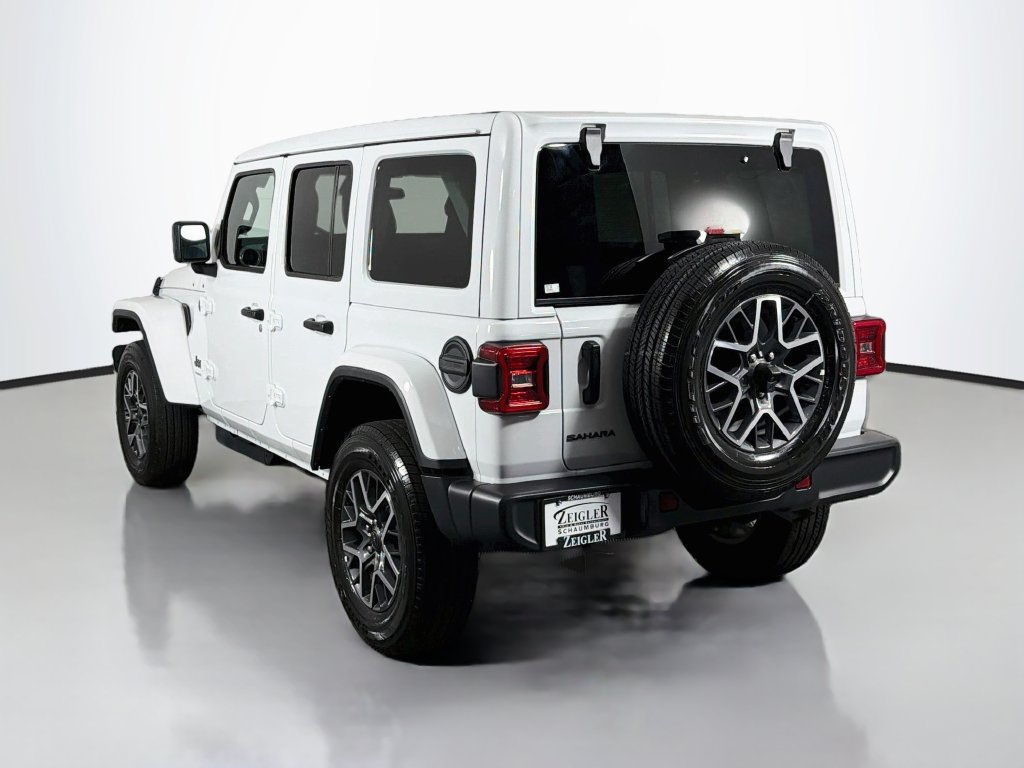 Used 2026 Jeep Wrangler Unlimited Sahara AWD/4WD image 5