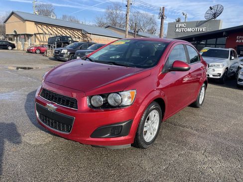 Used 2016 Chevrolet Sonic LT image 1