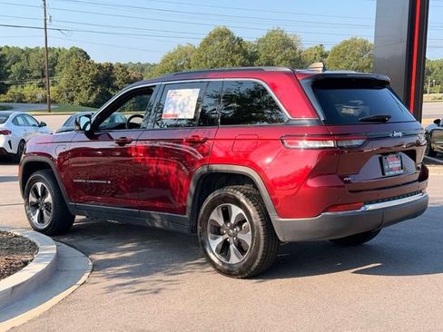 Used 2024 Jeep Grand Cherokee Limited 4xe AWD/4WD image 9