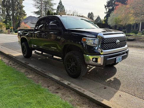 Used 2018 Toyota Tundra SR5 image 7