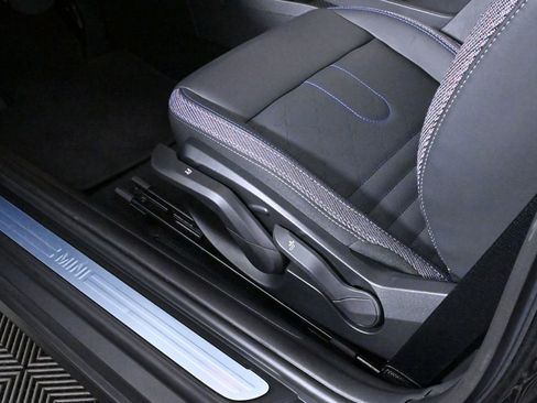 Certified 2025 MINI Cooper S image 27