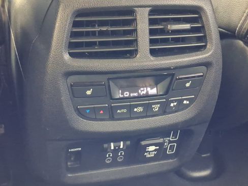 Used 2019 Honda Pilot Touring image 26
