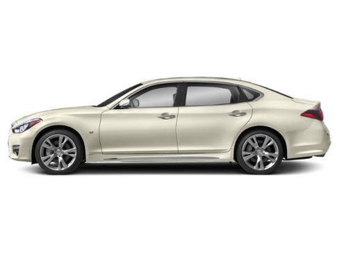 Used 2019 INFINITI Q70 L 3.7 w/ Sensory Package AWD/4WD image 3