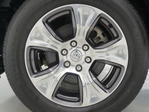 Used 2023 RAM 1500 Laramie AWD/4WD image 25