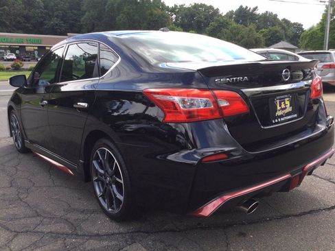 Used 2017 Nissan Sentra NISMO w/ NISMO Premium Package FWD image 10