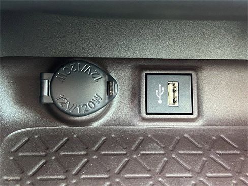 New 2025 Toyota RAV4 Limited image 14