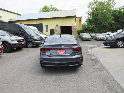Used 2024 Kia Forte GT-Line FWD image 4