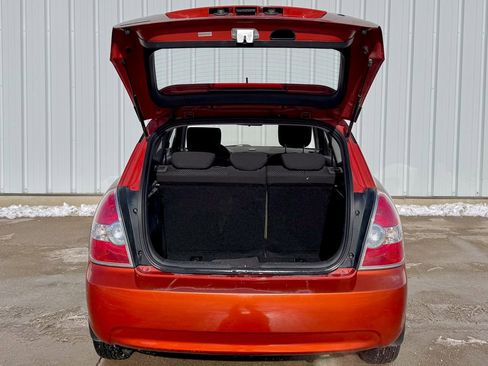 Used 2010 Hyundai Accent GS image 13