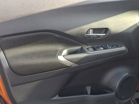 Certified 2023 Nissan Kicks SV image 12