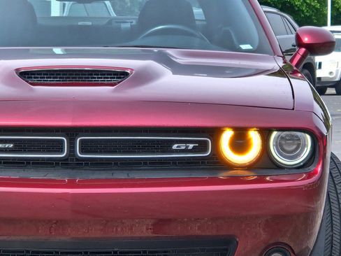 Used 2022 Dodge Challenger GT image 4