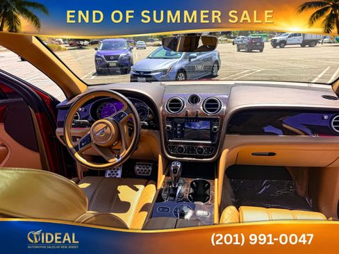 Used 2017 Bentley Bentayga AWD/4WD image 43