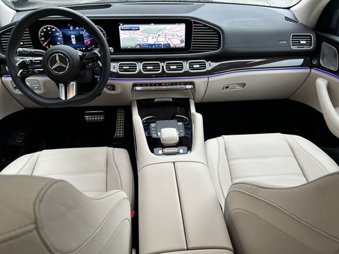 Certified 2025 Mercedes-Benz GLS 580 4MATIC image 30