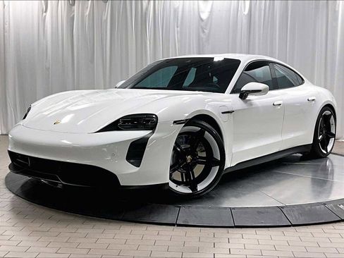 Used 2022 Porsche Taycan image 1