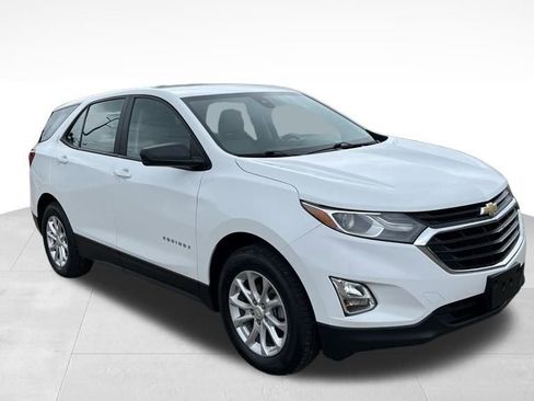 Used 2021 Chevrolet Equinox LS image 8