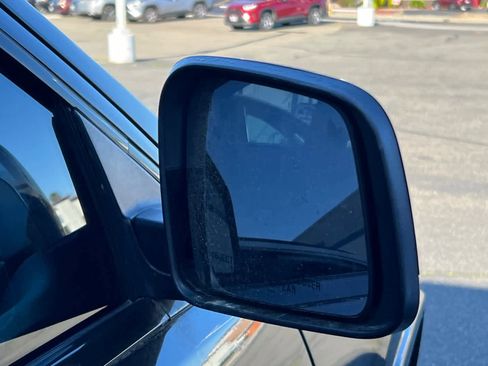 Used 2018 Jeep Grand Cherokee Altitude image 12