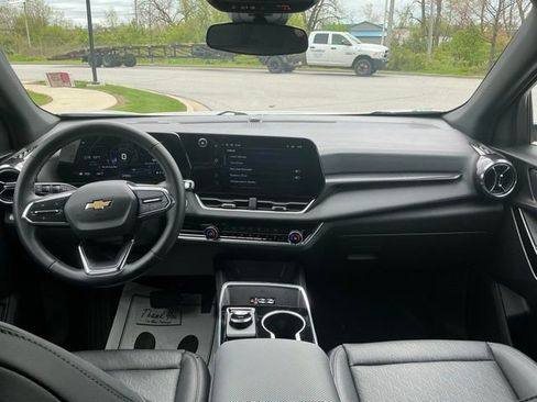 Used 2026 Chevrolet Equinox LT w/ Convenience Package II AWD/4WD image 21