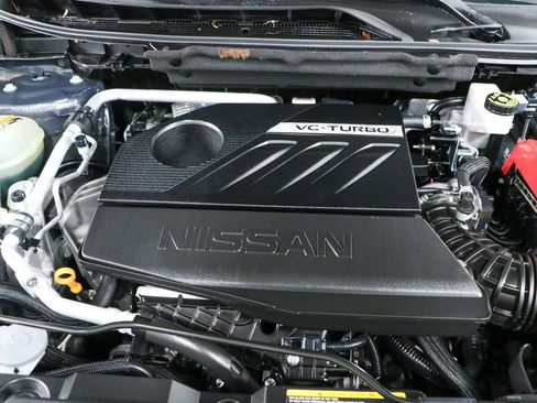 Used 2023 Nissan Rogue SV FWD image 28