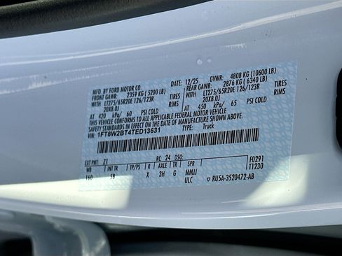 New 2026 Ford F250 Lariat w/ Black Appearance Package image 21