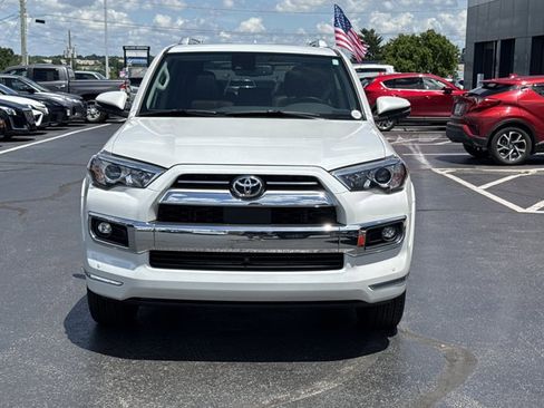 Used 2024 Toyota 4Runner Limited RWD image 11