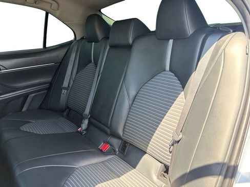 Used 2023 Toyota Camry SE FWD image 16